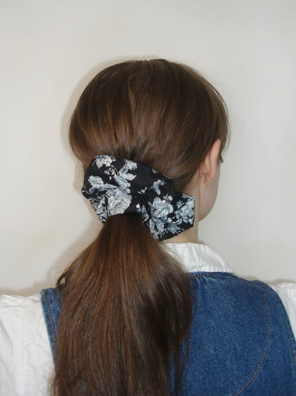 Rep Scrunchie